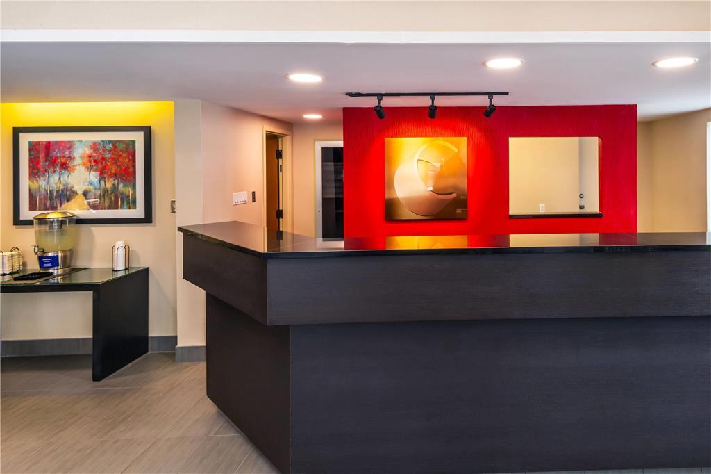 Comfort Inn Gatineau Beltér fotó